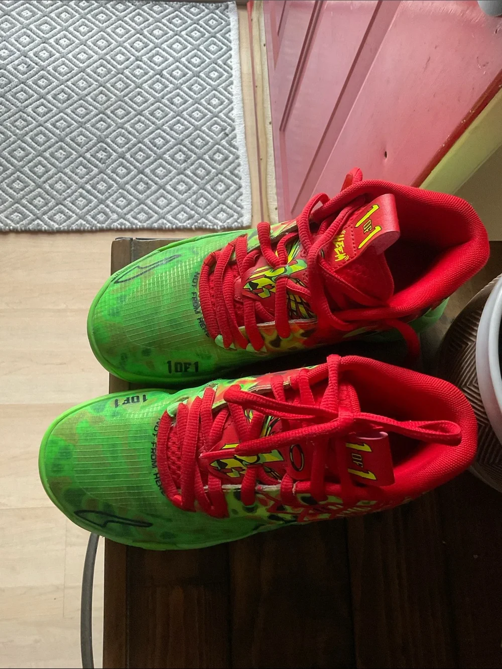 Puma vibrant neon